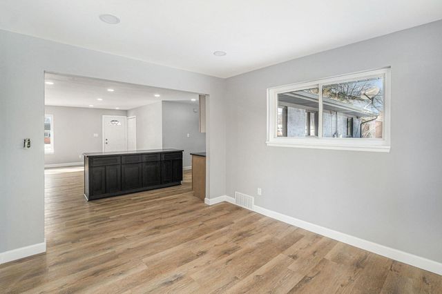 1916 Hollingsworth Drive, Commerce Twp, MI 48390