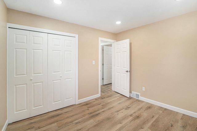 1916 Hollingsworth Drive, Commerce Twp, MI 48390