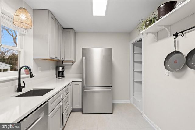 2213 DARROW ST, Silver Spring, MD 20902