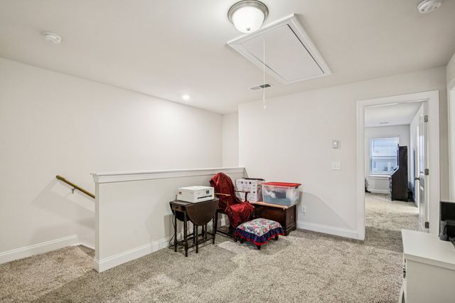 429 Palmetto Dr, Columbia, TN 38401