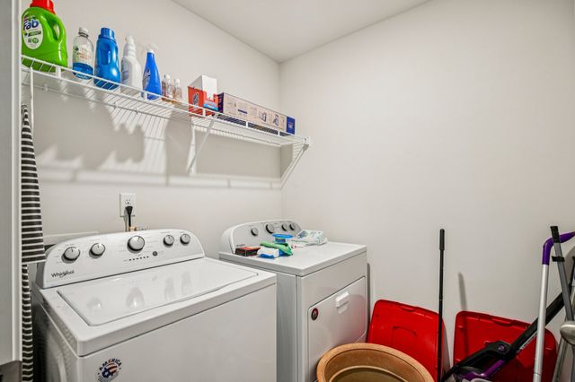 429 Palmetto Dr, Columbia, TN 38401