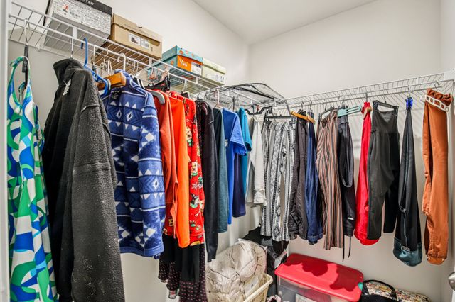 429 Palmetto Dr, Columbia, TN 38401