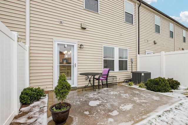 429 Palmetto Dr, Columbia, TN 38401