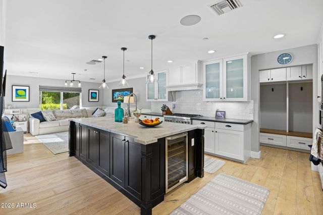 4008 N 65TH Place, Scottsdale, AZ 85251