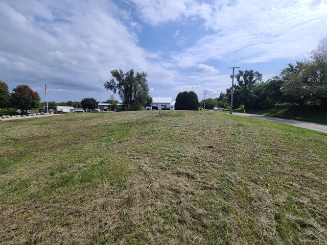 Lot 1 Lakeside Court, Mccullom Lake, IL 60050