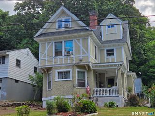 376 Farmington Avenue, Waterbury, CT 06710