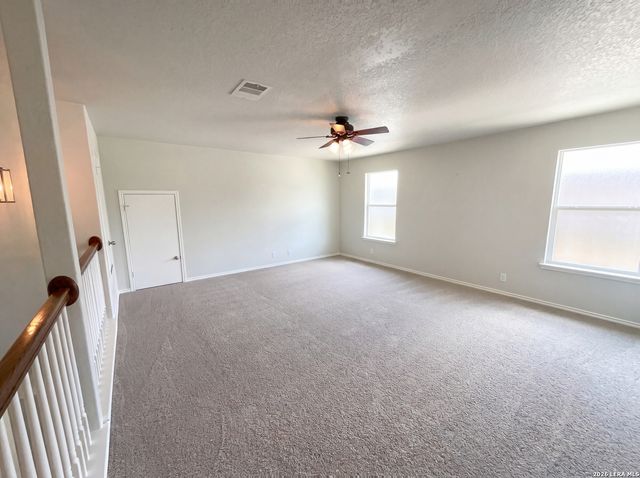 9402 RED STABLE RD, San Antonio, TX 78254