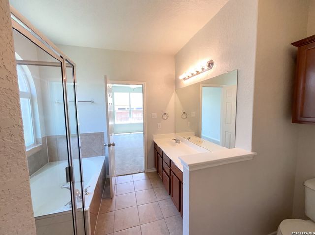 9402 RED STABLE RD, San Antonio, TX 78254