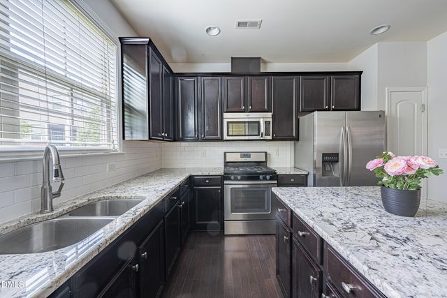 1124 Contessa Drive, Cary, NC 27513