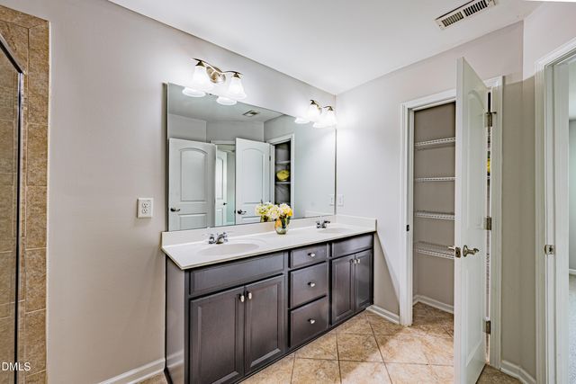 1124 Contessa Drive, Cary, NC 27513