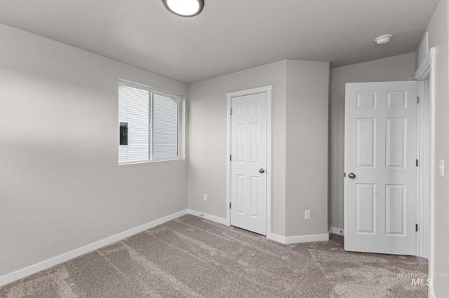 1811 Gyrfalcon St, Middleton, ID 83644