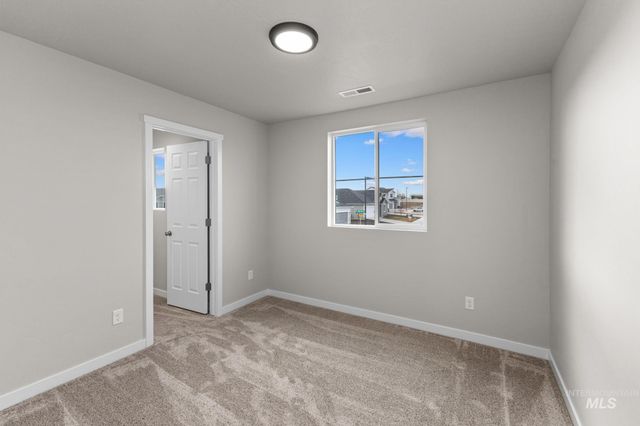 1811 Gyrfalcon St, Middleton, ID 83644