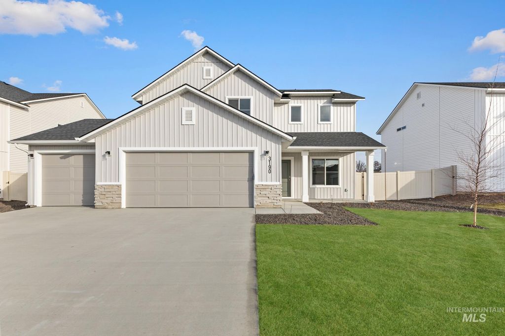 1811 Gyrfalcon St, Middleton, ID 83644