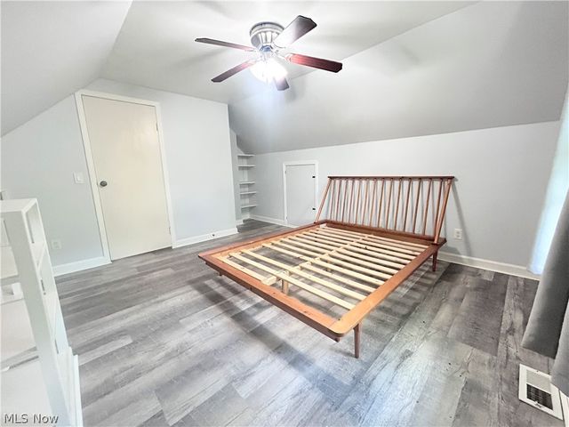 1011 Learidge Road, Lyndhurst, OH 44124