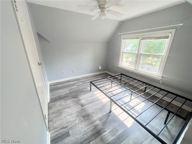 1011 Learidge Road, Lyndhurst, OH 44124