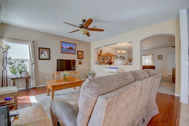 1180 Festival Road NW, Los Lunas, NM 87031