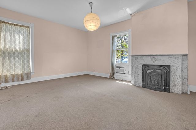 5445 S Dorchester Avenue, Chicago, IL 60615