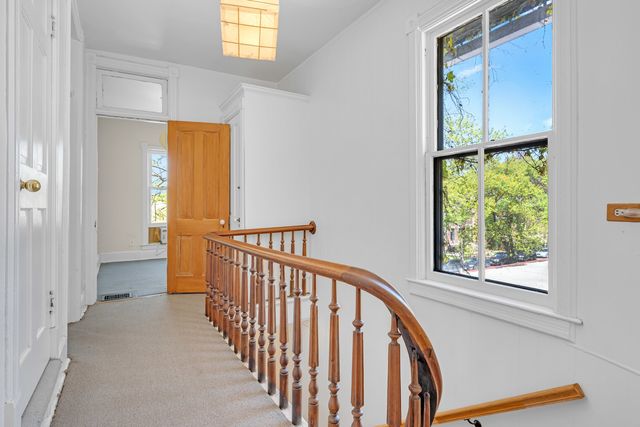 5445 S Dorchester Avenue, Chicago, IL 60615