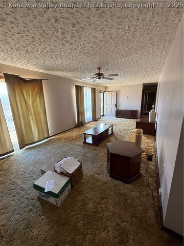 20 Cedar Lane, Madison, WV 25130