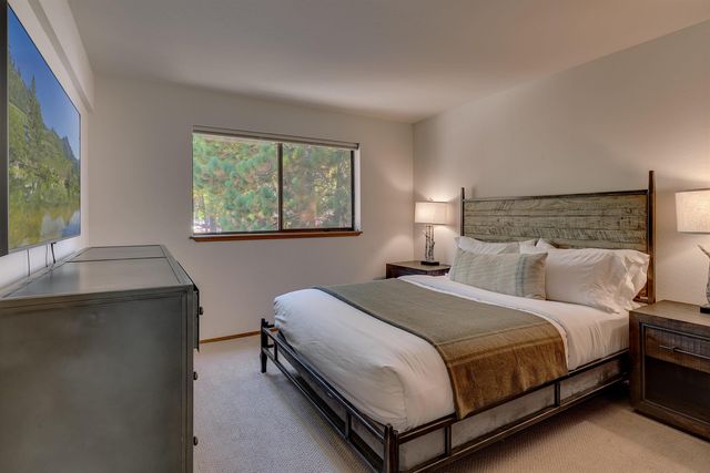 7708 North Lake Boulevard, Tahoe Vista, CA 96148