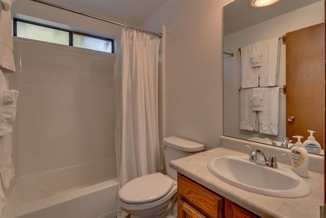 7708 North Lake Boulevard, Tahoe Vista, CA 96148