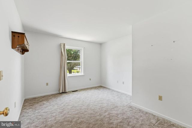 630 RICHFIELD DR, Lebanon, PA 17042