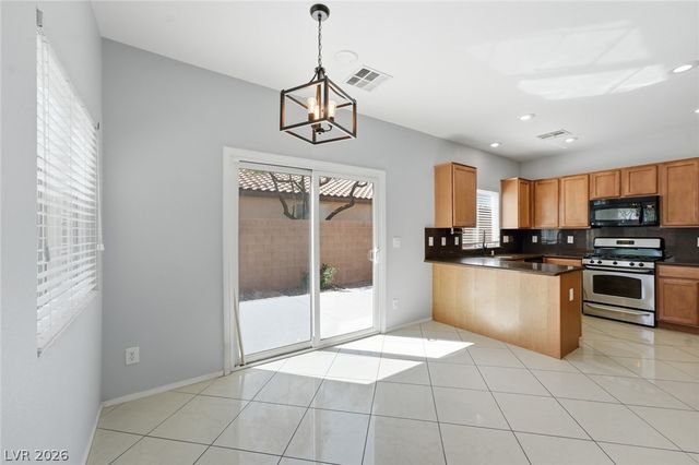 8801 Cavern Peak Drive, Las Vegas, NV 89178