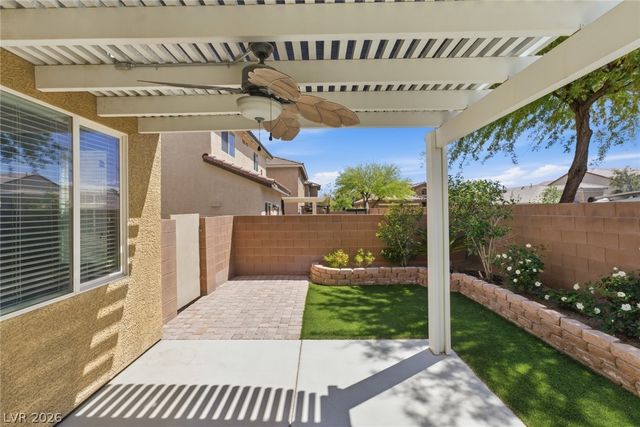 8801 Cavern Peak Drive, Las Vegas, NV 89178