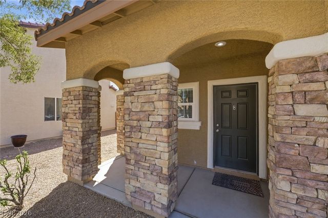 8801 Cavern Peak Drive, Las Vegas, NV 89178