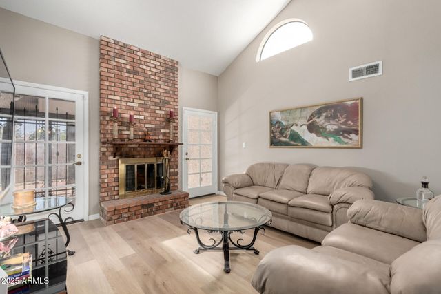 3407 N PLEASANT Drive, Chandler, AZ 85225