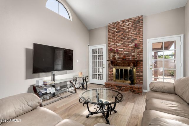 3407 N PLEASANT Drive, Chandler, AZ 85225