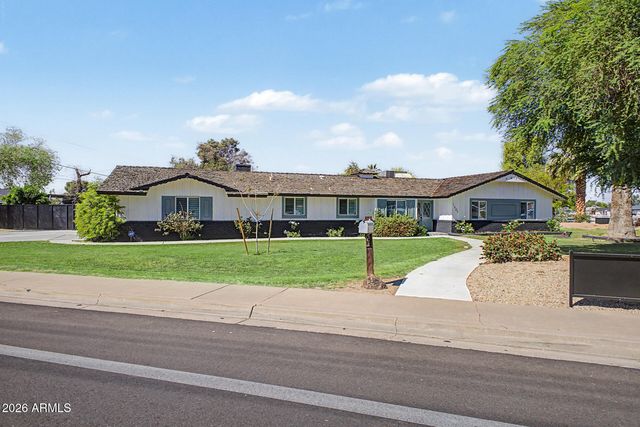 1501 W DUNLAP Avenue, Phoenix, AZ 85021