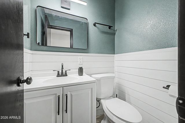 1501 W DUNLAP Avenue, Phoenix, AZ 85021