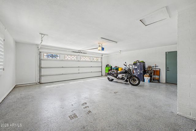 1501 W DUNLAP Avenue, Phoenix, AZ 85021