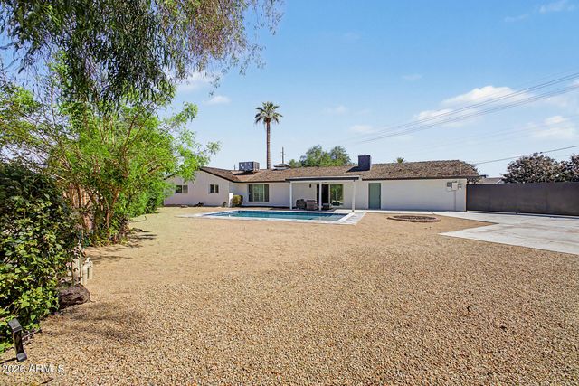 1501 W DUNLAP Avenue, Phoenix, AZ 85021