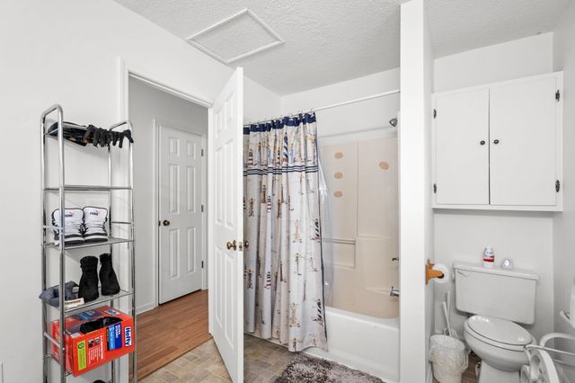 4601 Lewis St., North Myrtle Beach, SC 29582