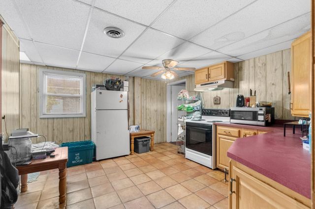 4601 Lewis St., North Myrtle Beach, SC 29582