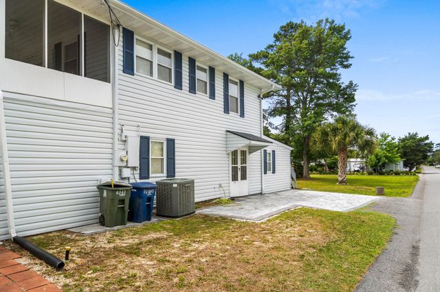 4601 Lewis St., North Myrtle Beach, SC 29582
