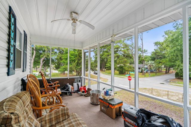 4601 Lewis St., North Myrtle Beach, SC 29582