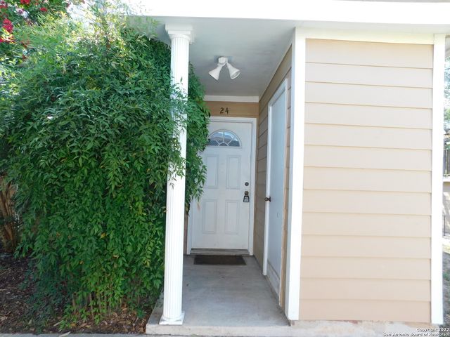 7322 Oak Manor Dr Apt 24, San Antonio, TX 78229