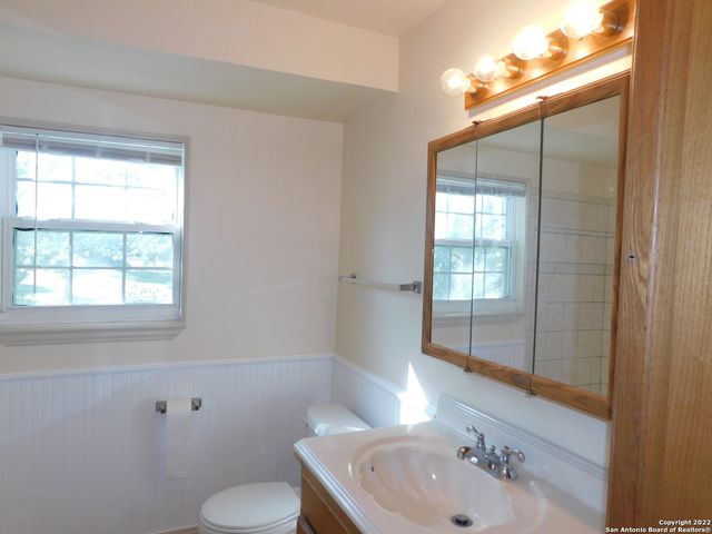 7322 Oak Manor Dr Apt 24, San Antonio, TX 78229