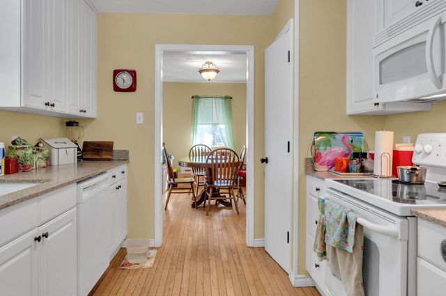 258 Pilot Point Street, Alvarado, TX 76009