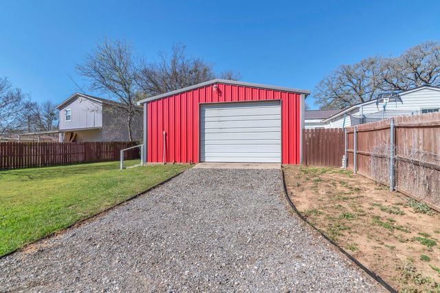 258 Pilot Point Street, Alvarado, TX 76009