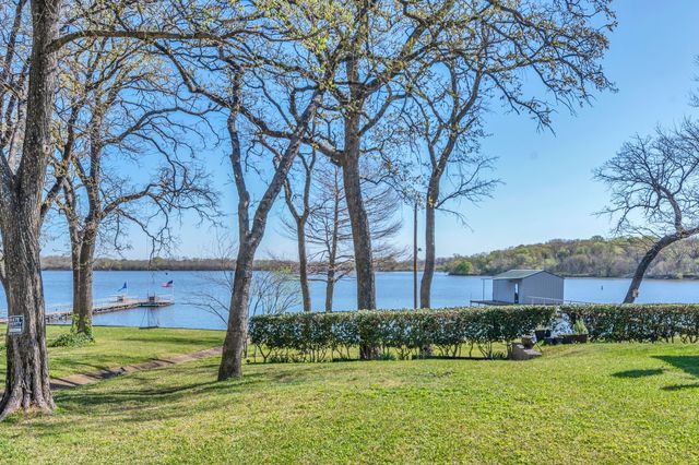 258 Pilot Point Street, Alvarado, TX 76009