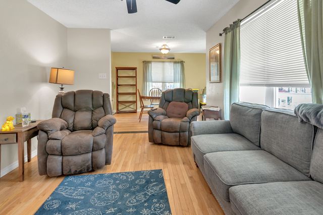 258 Pilot Point Street, Alvarado, TX 76009