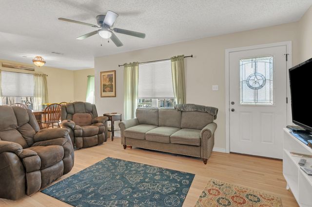 258 Pilot Point Street, Alvarado, TX 76009