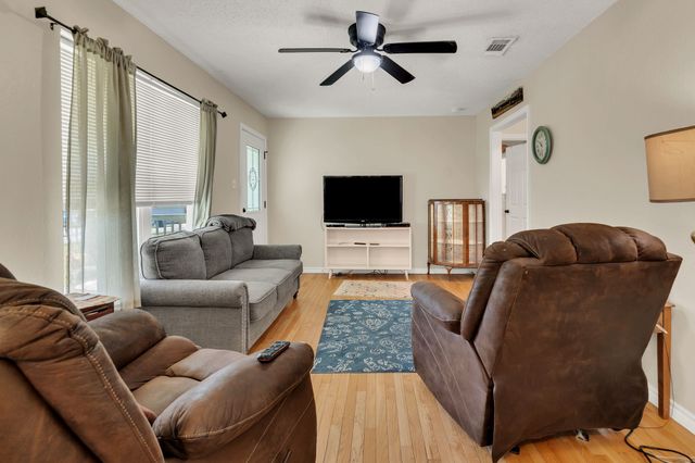 258 Pilot Point Street, Alvarado, TX 76009