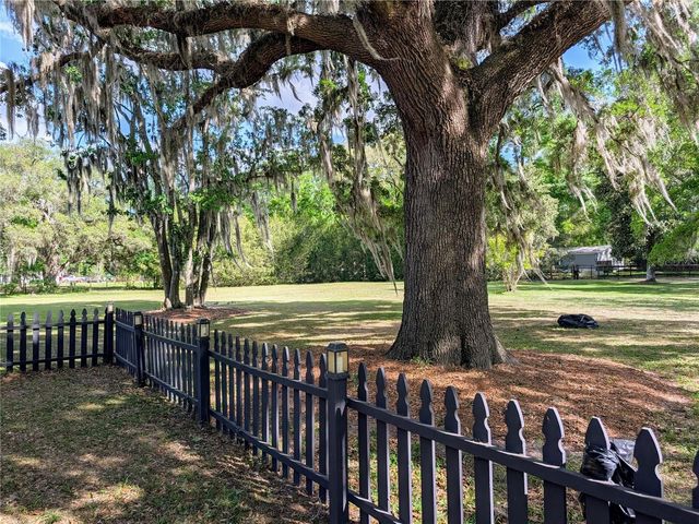 21840 NW 218TH TERRACE, High Springs, FL 32643