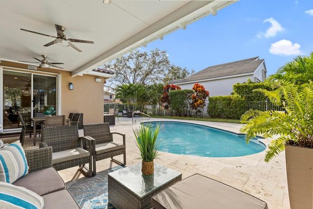 6429 Shadow Creek Village Circle, Lake Worth, FL 33463