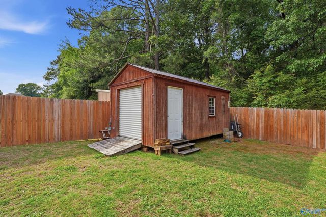1201 Hunter Lane SW, Hartselle, AL 35640